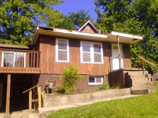 309 N Crestwood Ave., Mchenry, IL 60051