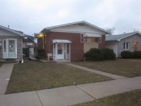 14038 S Saginaw Ave., Burnham, IL 60633