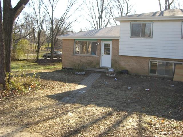 138 Hillside Dr., Burr Ridge, IL 60527