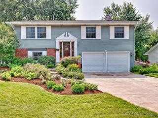 2S163 Mayfield Ln., Glen Ellyn, IL 60137