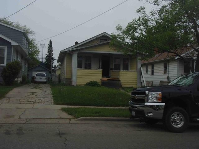 511 N Butrick St., Waukegan, IL 60085