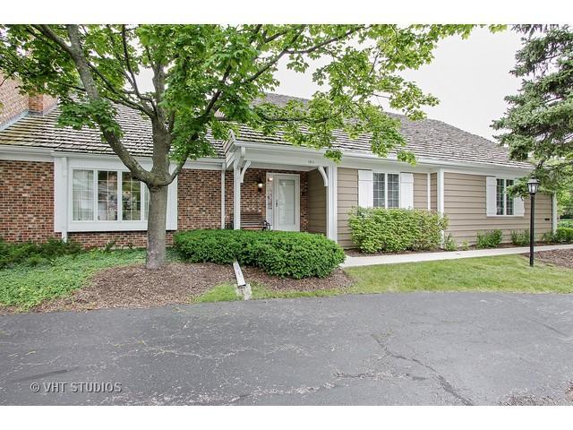 1511 Shire Cir., Inverness, IL 60067