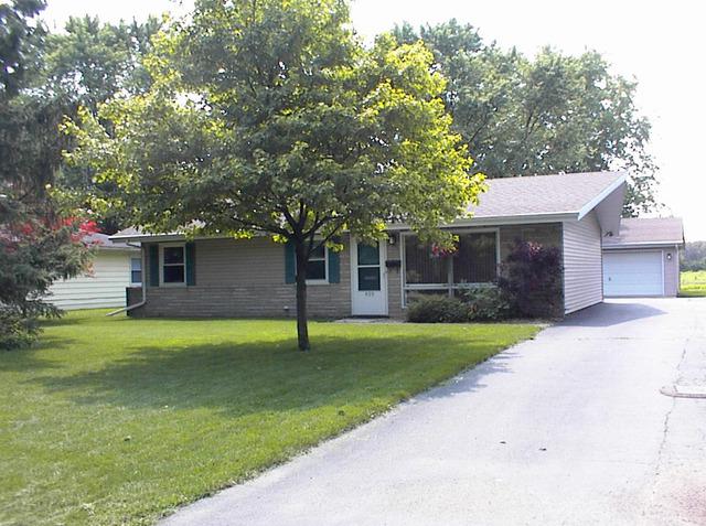 439 Ray May Dr., Joliet, IL 60433