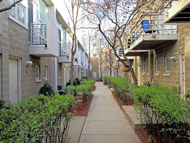 2826 N Talman Ave. #D, Chicago, IL 60618