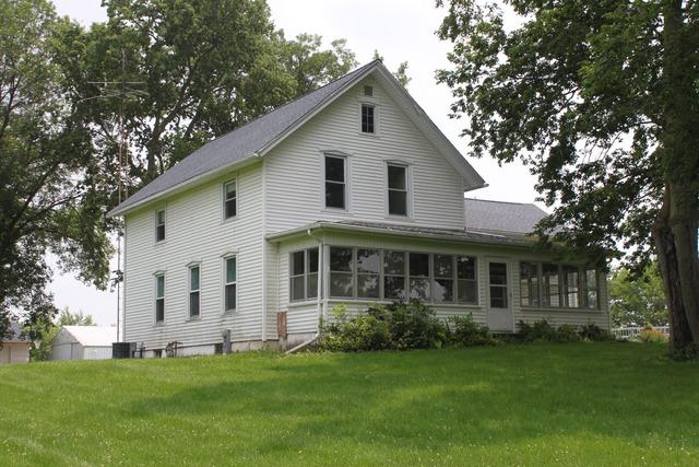 414 Butler St., Nelson, IL 61021