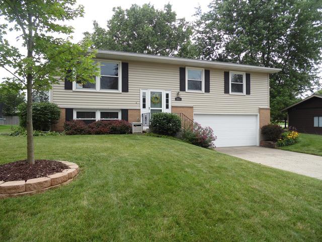 2415 Fairview Ln., Mchenry, IL 60051