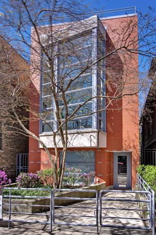 2032 N Fremont St., Chicago, IL 60614