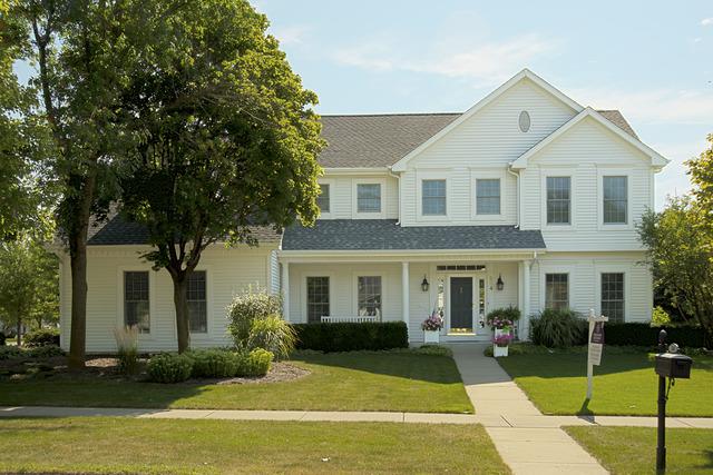 204 Millcreek Ln., Naperville, IL 60540