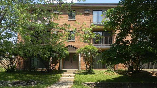 724 Warren Ave. #201, Downers Grove, IL 60515