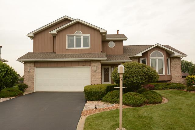 7454 W Haystack Dr., Frankfort, IL 60423