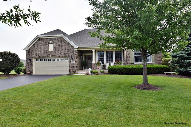 2385 Schrader Ln., North Aurora, IL 60542