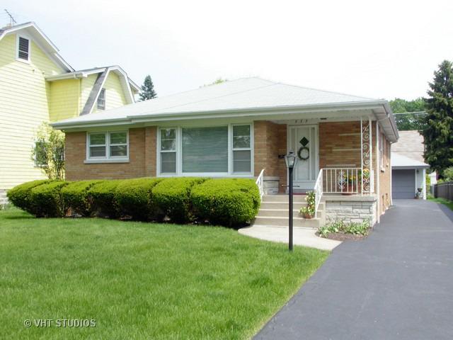 535 8th Ave., La Grange, IL 60525