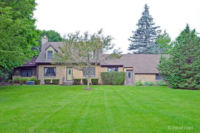 530 Barrington Ave., East Dundee, IL 60118