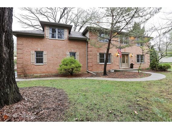 1902 Oceola Dr., Algonquin, IL 60102