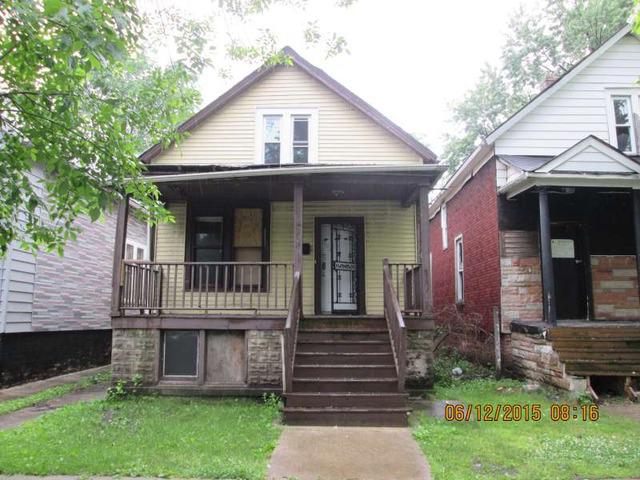 7402 S Maryland Ave., Chicago, IL 60619