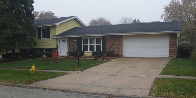 17612 Willow Ave., Country Club Hills, IL 60478