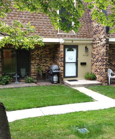7718 Woodward Ave., Woodridge, IL 60517