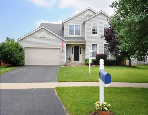 918 Wilkinson Ln., North Aurora, IL 60542