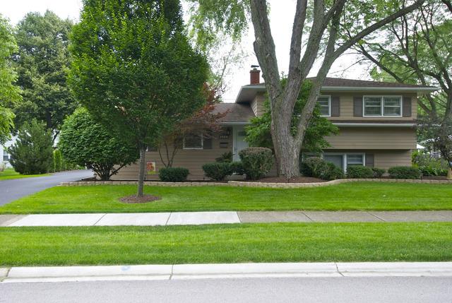 1140 Laurel Ln., Naperville, IL 60540