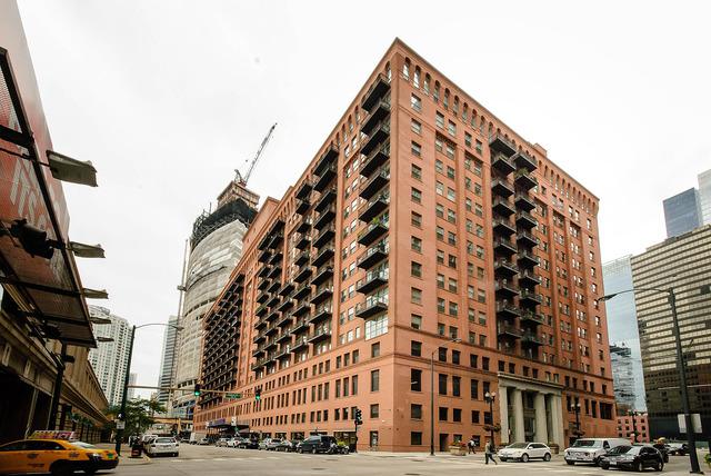 165 N Canal St. #1110, Chicago, IL 60606