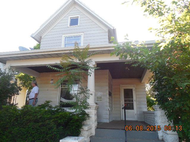 1328 8th St., Rockford, IL 61104