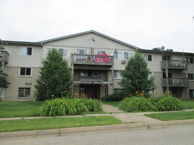 555 Deepwoods Dr. #3C, Mundelein, IL 60060