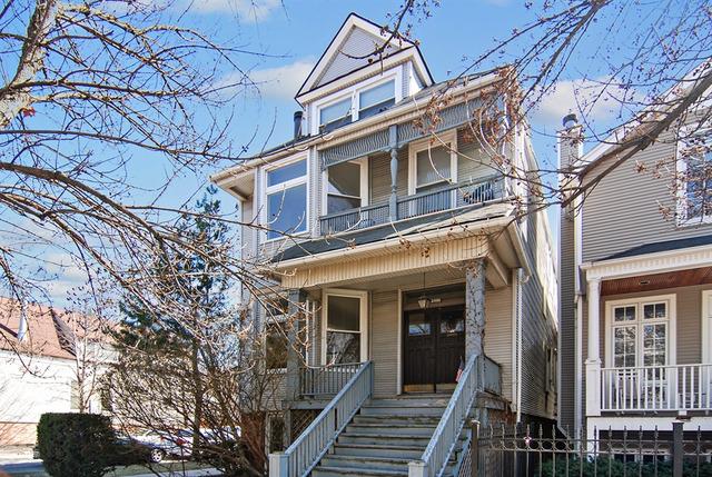 1901 W Larchmont Ave., Chicago, IL 60613