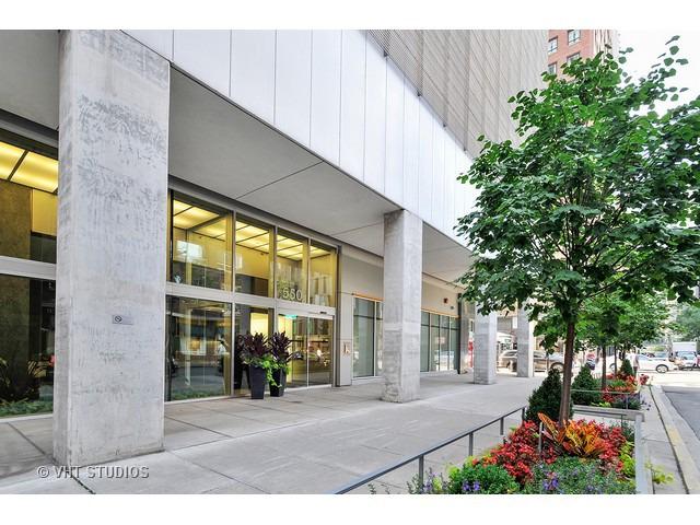 550 N St Clair St. #2101, Chicago, IL 60611