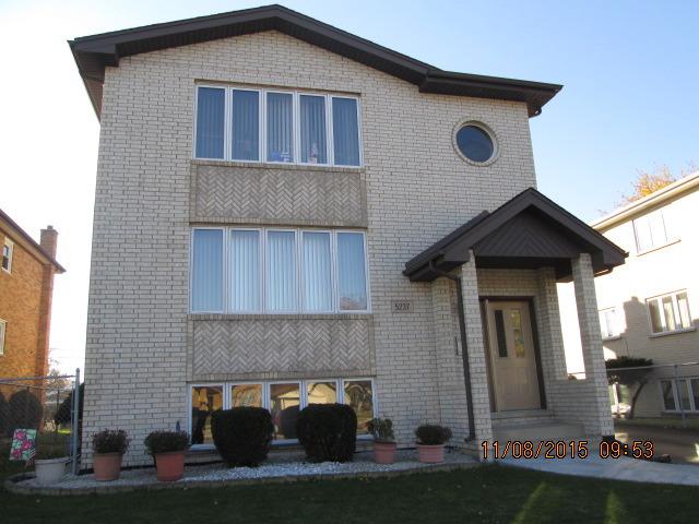 5237 W 87th St., Oak Lawn, IL 60453