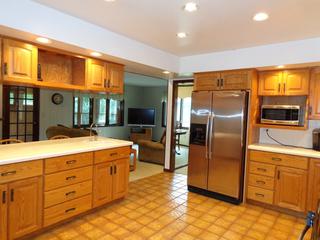 202 Pond Ridge Rd., Libertyville, IL 60048