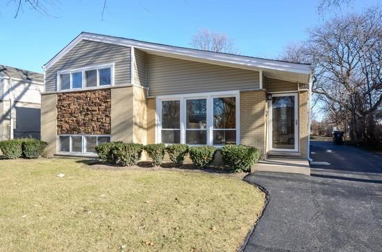 9545 Kedvale Ave., Skokie, IL 60076