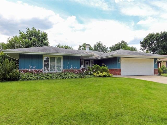 21W511 Buckingham Rd., Glen Ellyn, IL 60137