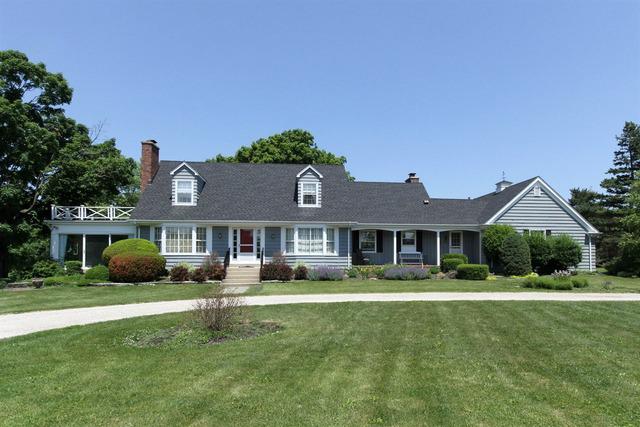70 Windrush Ln., Barrington Hills, IL 60010