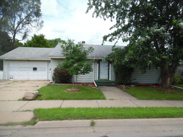 2816 Broadway, Rockford, IL 61108