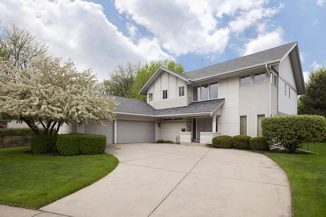 2722 Old Glenview Rd., Wilmette, IL 60091