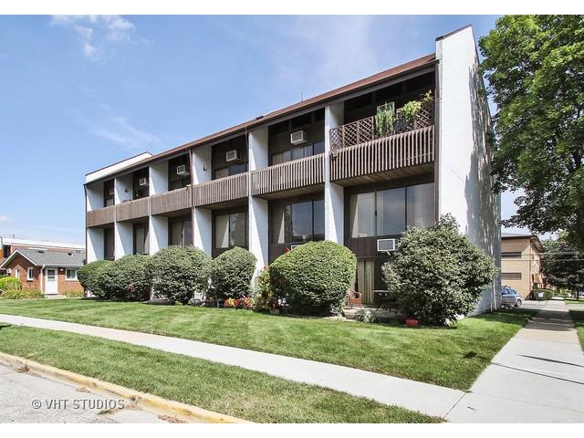 1296 E Washington St. #11, Des Plaines, IL 60016