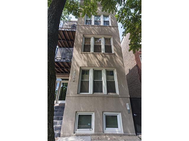 2052 N Campbell Ave. #1W, Chicago, IL 60647