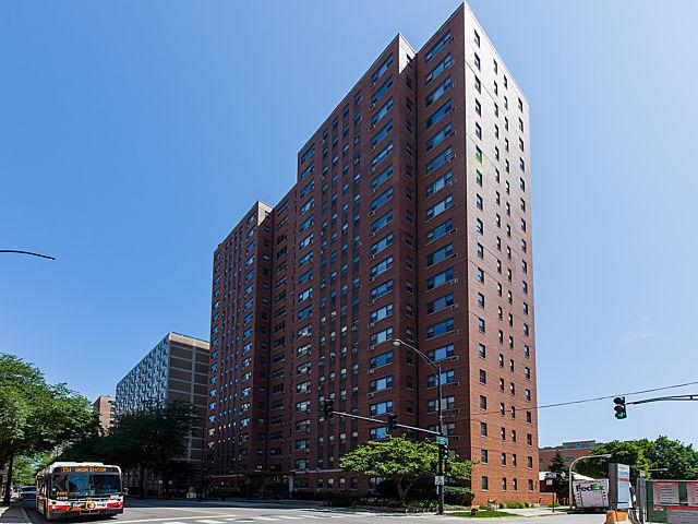 2909 N Sheridan Rd. #604, Chicago, IL 60657