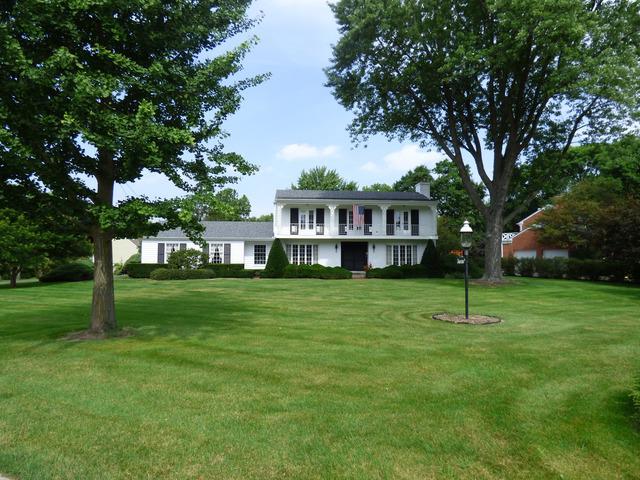 750 S Country Dr., Barrington, IL 60010