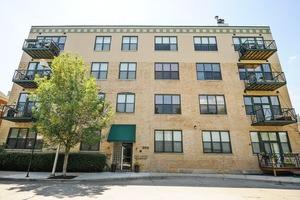 2512 N Bosworth Ave. #206, Chicago, IL 60614