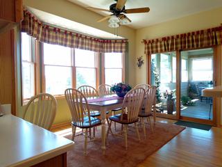 943 Red Hawk Dr., Antioch, IL 60002