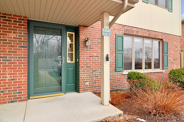 11040 Eagle Dr. #2B, Palos Hills, IL 60465