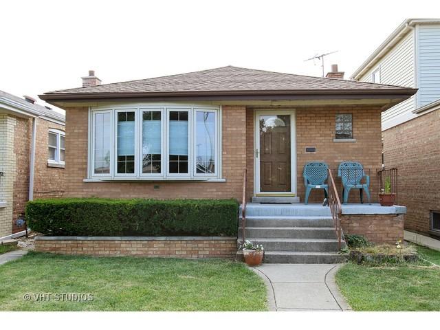 7819 Menard Ave., Burbank, IL 60459