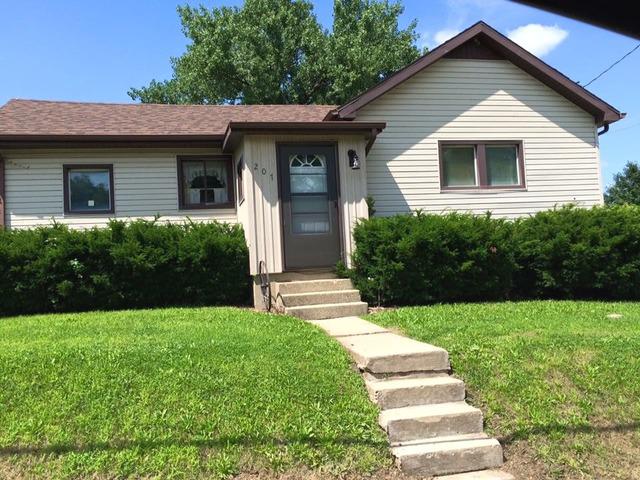 207 E Princeton St., Seatonville, IL 61359