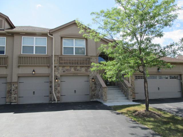 1920 N Crenshaw Cir., Vernon Hills, IL 60061