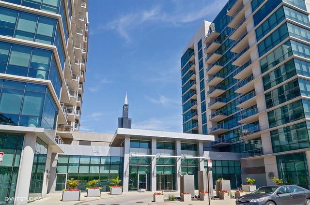 123 S Green St. #1009B, Chicago, IL 60607