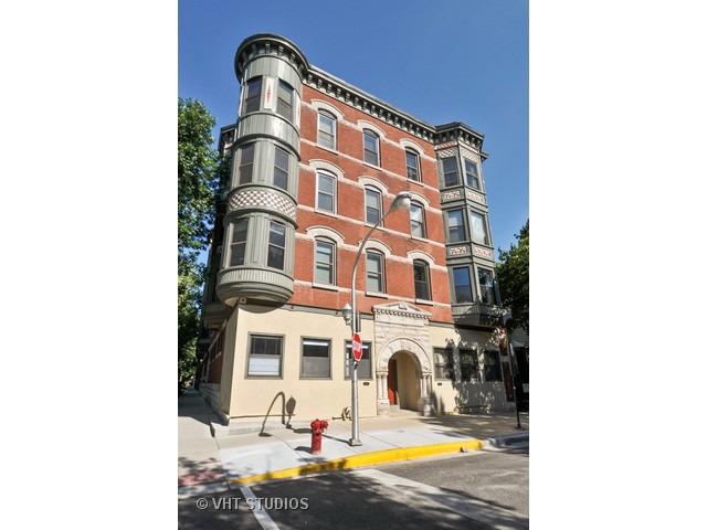 3057 N Seminary Ave. #1N, Chicago, IL 60657