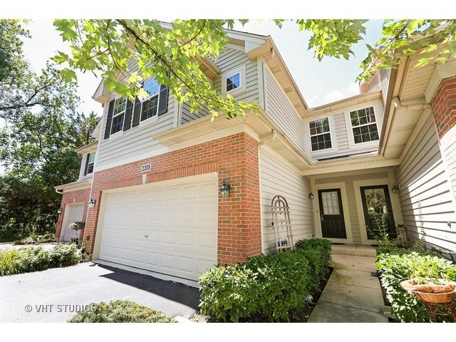 2205 Grove Ct., Naperville, IL 60563
