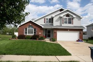 1766 Hunters Run Dr., Bourbonnais, IL 60914