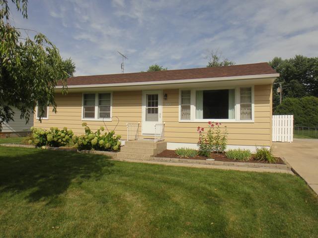 303 S 5th St., Malta, IL 60150
